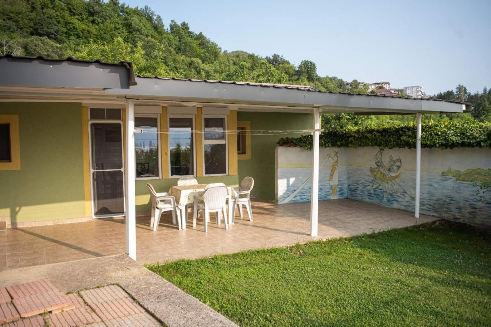 Vacation Home Rot Ohrid Esterno foto